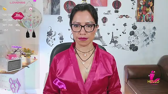 Snapshot of FernandaEloisa chatting on February 7, 12:50 pm FernandaEloisa online show from February 7, 12:50 pm