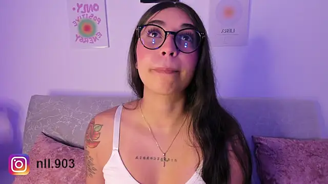 Snapshot of sensualhaven_ chatting on December 19, 2:34 am sensualhaven online show from December 19, 2:34 am