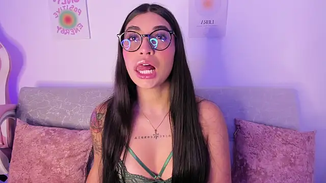 Snapshot of sensualhaven_ chatting on January 3, 11:23 pm sensualhaven online show from January 3, 11:23 pm