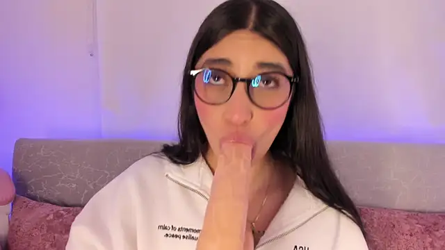 Snapshot of sensualhaven_ chatting on March 14, 2:53 am sensualhaven online show from March 14, 2:53 am