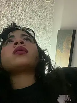 mysteriousgirl20 online show from December 12, 10:31 pm