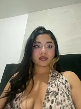 mysteriousgirl20 online show from May 22, 3:50 pm