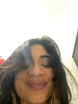 mysteriousgirl20 online show from May 25, 2:06 am