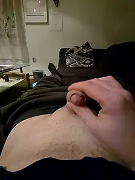 Snapshot of Titanhoott chatting on December 16, 4:05 pm Titanhoott online show from December 16, 4:05 pm