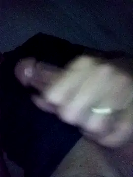 Snapshot of sigiloso69 chatting on December 14, 2:39 am sigiloso69 online show from December 14, 2:39 am