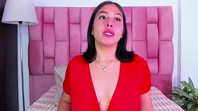 EmmaRossem online show from February 8, 7:38 pm