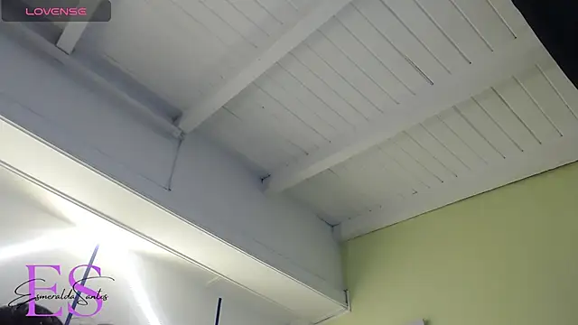 EsmeraldaSantoss online show from December 22, 12:49 pm