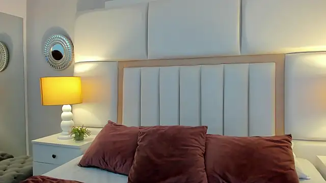 Snapshot of AmbarSantany chatting on January 8, 8:29 pm AmbarSantany online show from January 8, 8:29 pm