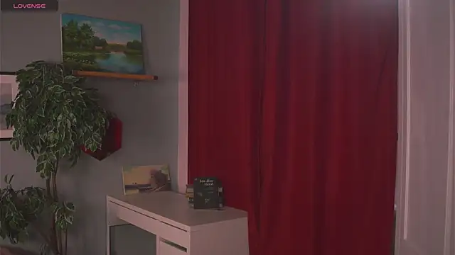 its me lissa  online show from April 16, 1:34 pm