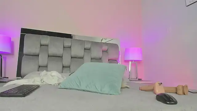 Snapshot of kimberlyycox chatting on March 8, 12:22 am kimberlyycox online show from March 8, 12:22 am