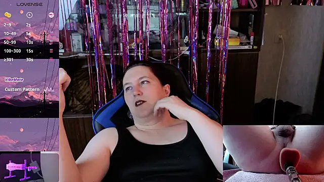 Snapshot of Lilith_Shumerian chatting on February 11, 8:52 am Lilith Shumerian online show from February 11, 8:52 am