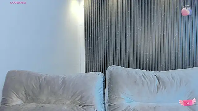 Snapshot of Laurent_Williams chatting on February 12, 7:45 pm Laurent Williams online show from February 12, 7:45 pm