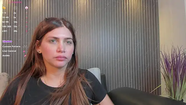 Snapshot of Laurent_Williams chatting on February 14, 1:56 am Laurent Williams online show from February 14, 1:56 am