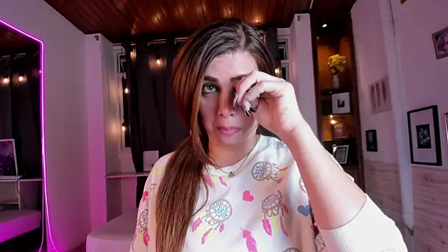 Snapshot of Laurent_Williams chatting on February 22, 2:28 am Laurent Williams online show from February 22, 2:28 am