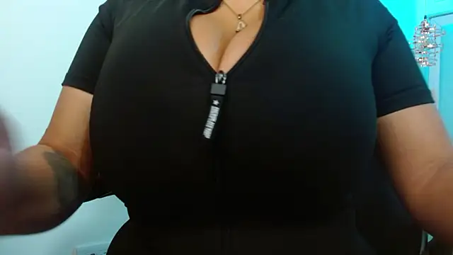 violletha online show from February 10, 12:20 pm