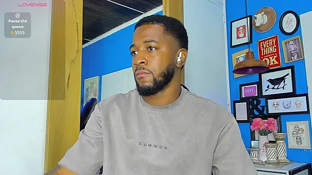 Drake Nassir4 online show from October 6, 2:47 pm