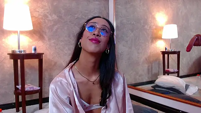 Snapshot of GabyPetit chatting on January 23, 11:15 pm GabyPetit online show from January 23, 11:15 pm