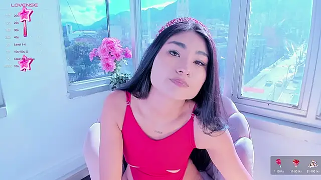 Megan Lim online show from December 19, 1:29 pm