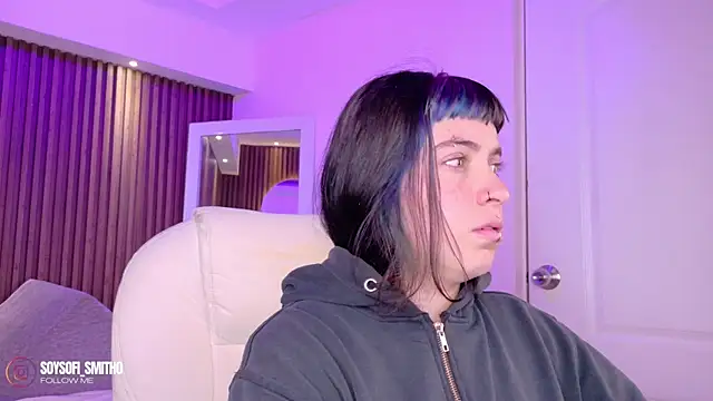 Lucy Smith2 online show from April 8, 4:01 am