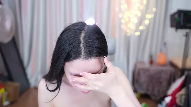 nono babyy online show from December 21, 1:35 am