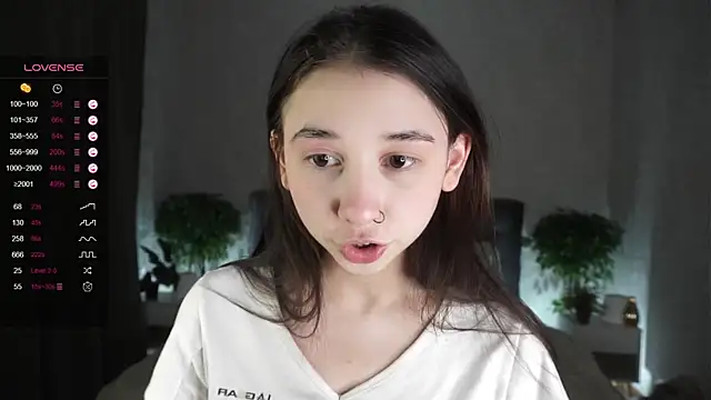 AislyEmbury online show from February 1, 1:12 am