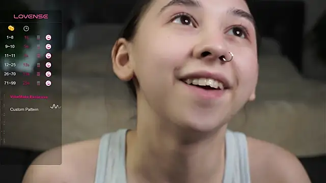 AislyEmbury online show from February 3, 4:25 am