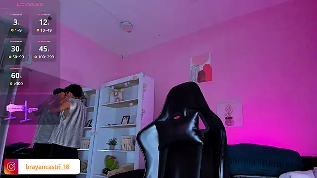 Snapshot of Ian_Castillo_ chatting on December 2, 11:26 am Ian Castillo online show from December 2, 11:26 am