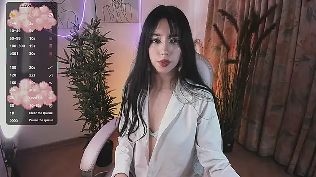 Snapshot of aisha_bx chatting on March 15, 3:06 pm aisha bx online show from March 15, 3:06 pm