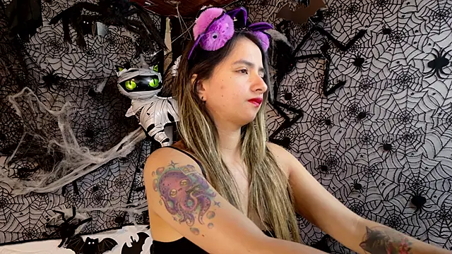 julietta   jackson online show from October 29, 7:15 pm