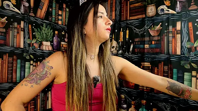 Snapshot of julietta___jackson chatting on January 15, 9:07 pm julietta jackson online show from January 15, 9:07 pm