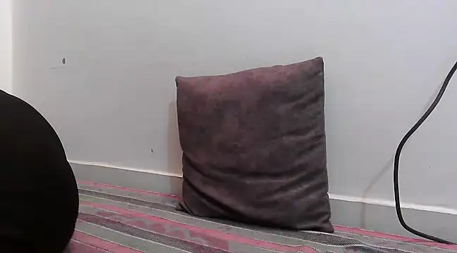 ANANYA-TIWARI online show from March 8, 10:02 pm