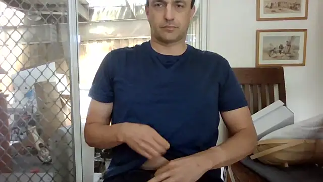 Snapshot of joshuagpratt chatting on March 8, 3:39 am joshuagpratt online show from March 8, 3:39 am