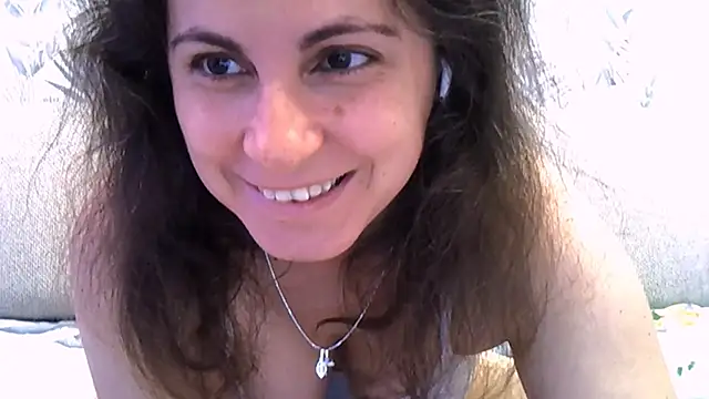 Snapshot of ShelaDiass chatting on September 9, 12:43 am ShelaDiass online show from September 9, 12:43 am