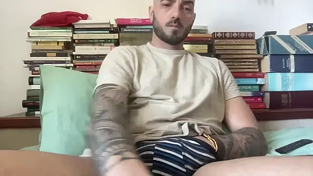 alessandromori91 online show from April 10, 8:19 am