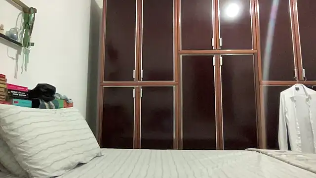 alessandromori91 online show from June 15, 12:13 am