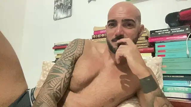alessandromori91 online show from August 4, 8:55 pm