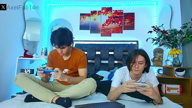 Alex and Fabian online show from January 14, 9:51 pm