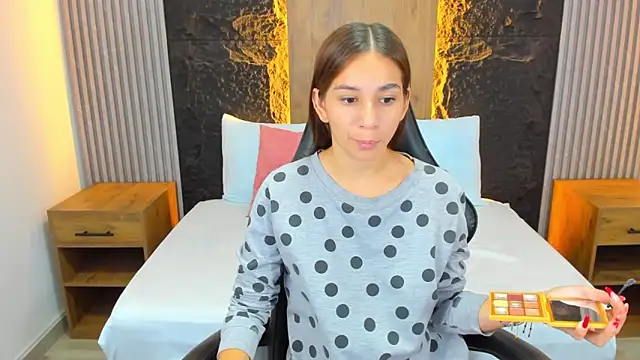 maroly 21 online show from March 15, 1:30 am