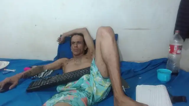 damian bottom bigcock online show from April 5, 3:58 am