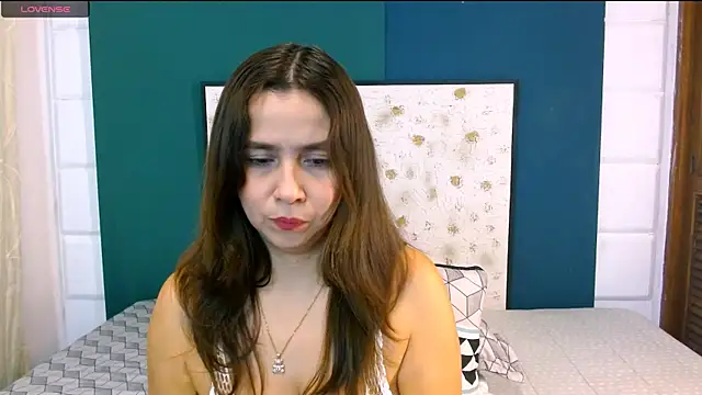 Snapshot of Heidy_Wells chatting on January 27, 12:05 pm Heidy Wells online show from January 27, 12:05 pm