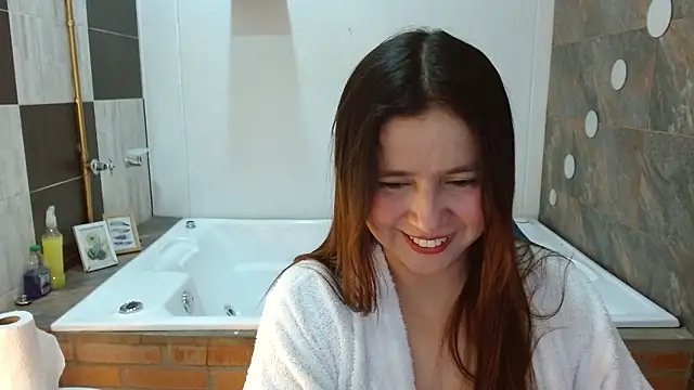 Heidy Wells online show from March 5, 12:34 pm