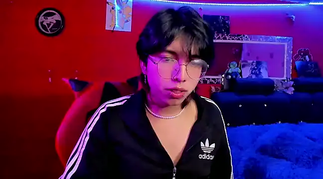 Snapshot of AnggelONfiree chatting on December 14, 6:13 am AnggelONfiree online show from December 14, 6:13 am