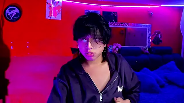 Snapshot of AnggelONfiree chatting on January 17, 8:56 am AnggelONfiree online show from January 17, 8:56 am