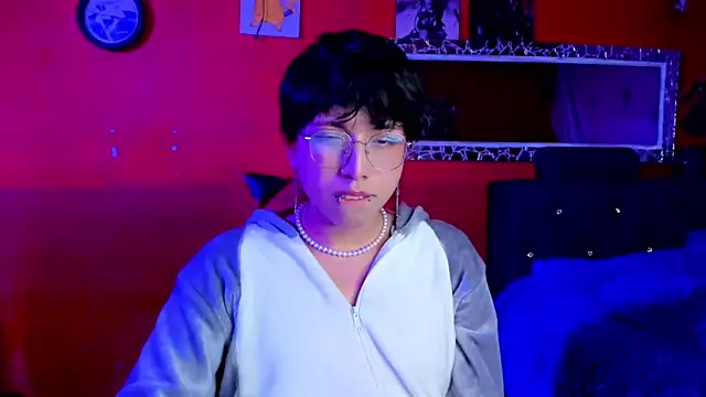 Snapshot of AnggelONfiree chatting on March 2, 2:08 am AnggelONfiree online show from March 2, 2:08 am