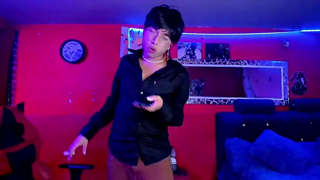 Snapshot of AnggelONfiree chatting on March 5, 10:33 am AnggelONfiree online show from March 5, 10:33 am