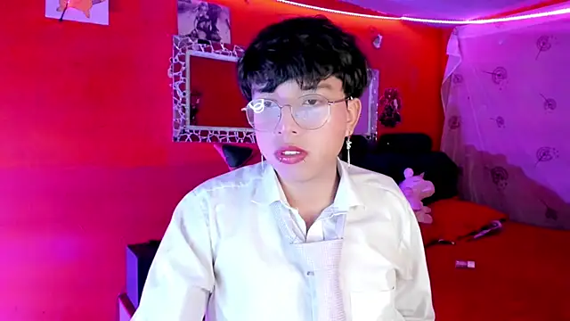 Snapshot of AnggelONfiree chatting on October 3, 5:37 am AnggelONfiree online show from October 3, 5:37 am