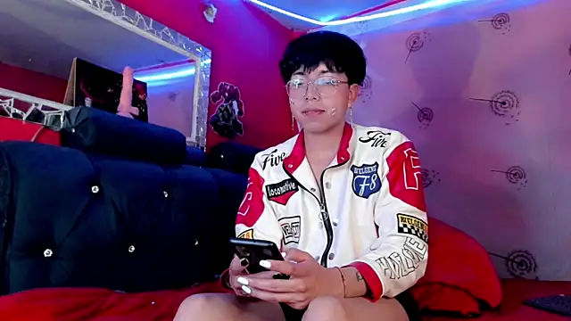 Snapshot of AnggelONfiree chatting on October 6, 11:18 am AnggelONfiree online show from October 6, 11:18 am