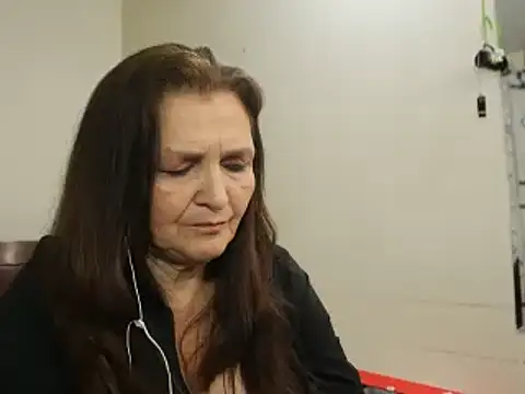 Snapshot of Bellaisa chatting on January 25, 4:02 am Bellaisa online show from January 25, 4:02 am