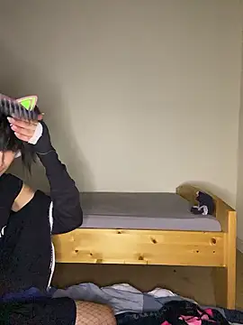 egirl711 online show from January 16, 7:18 pm