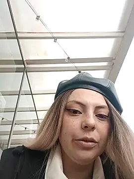 Snapshot of madelaine- chatting on October 11, 5:22 pm madelaine- online show from October 11, 5:22 pm